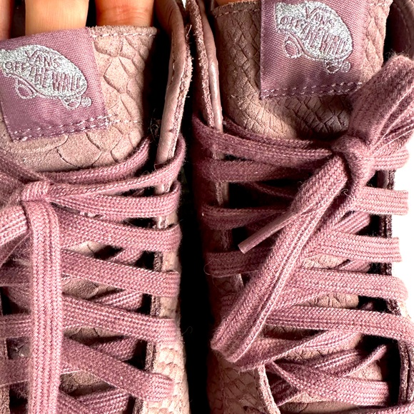 VANS Sk8-Hi Slim Back Zip Mono Python Twilight Mauve Suede W8.0/ M6.5 - Picture 3 of 12